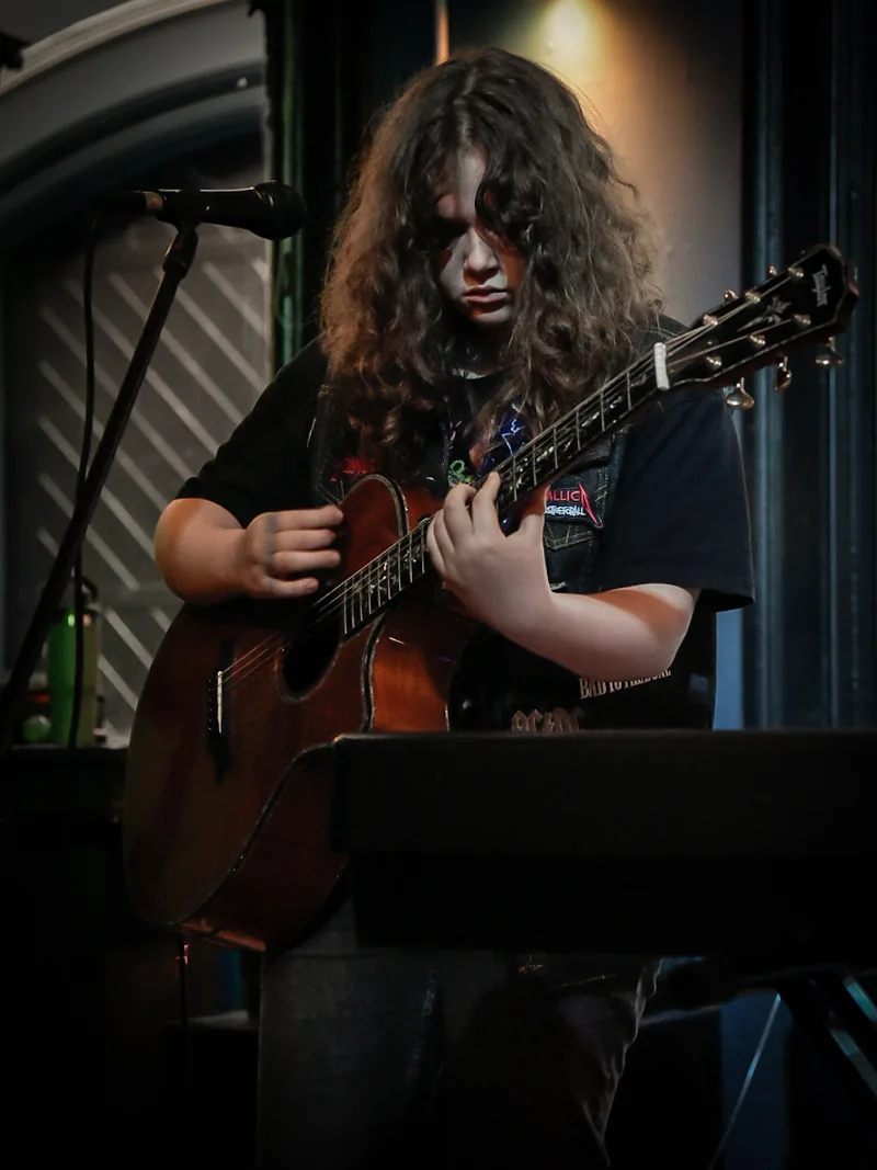 Electric guitar in dramatic lighting