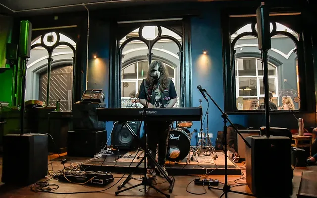 Wedding Band or DJ? An Honest Answer From the Band